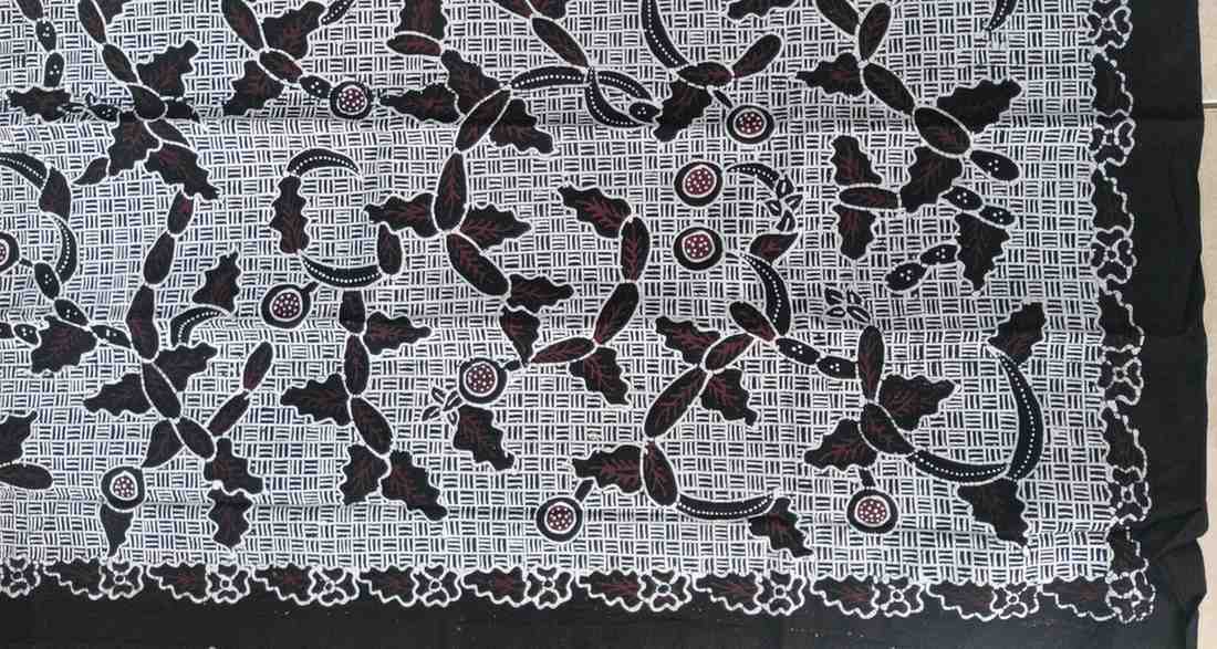 Batik Motif Gribig Dinding