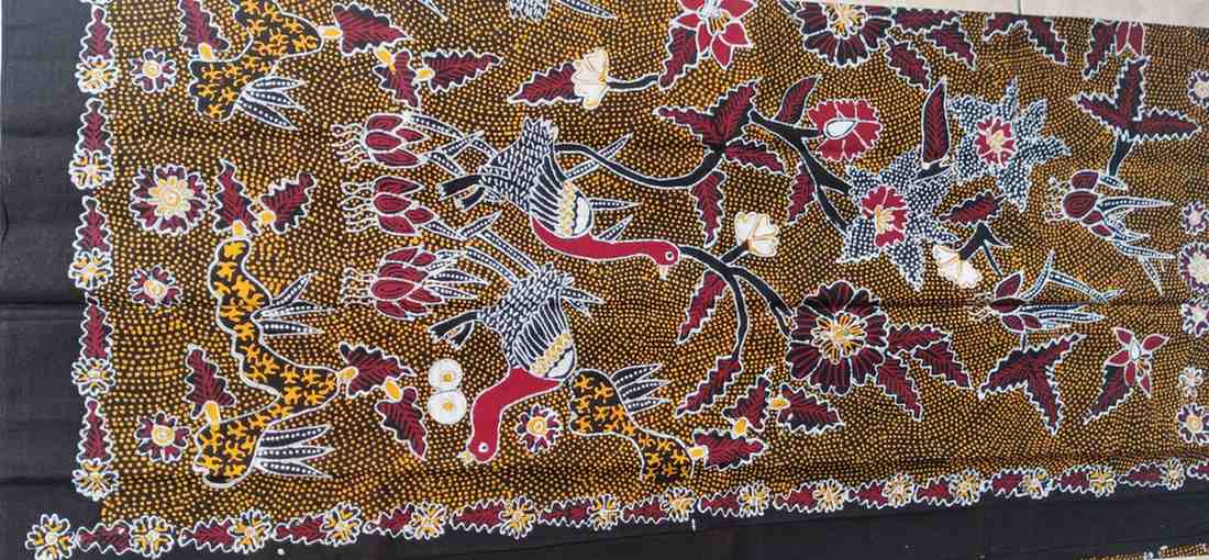 Batik Motif Bawang Bebek Titikan Kuning