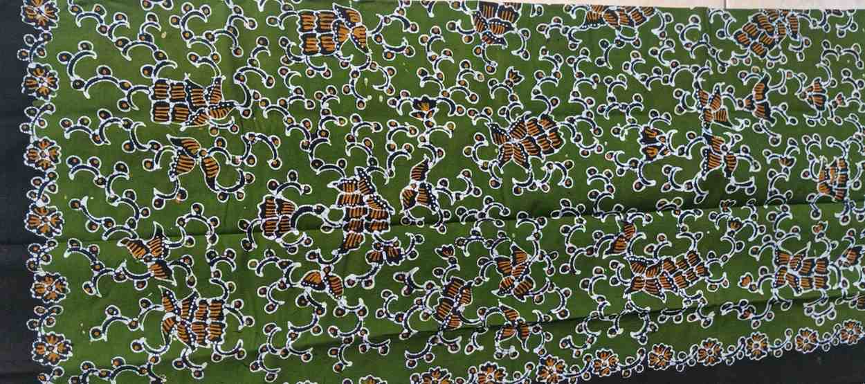Batik Motif Merica Hijau