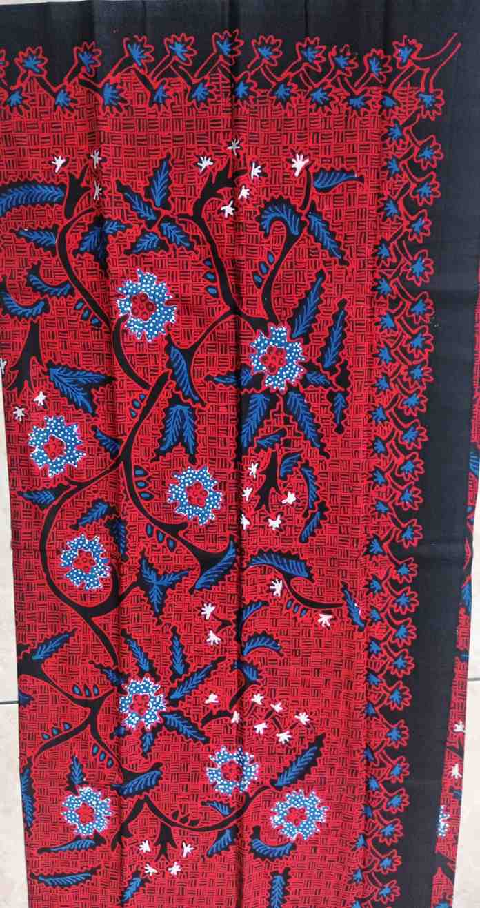 Batik Motif Gribig Merah Biru